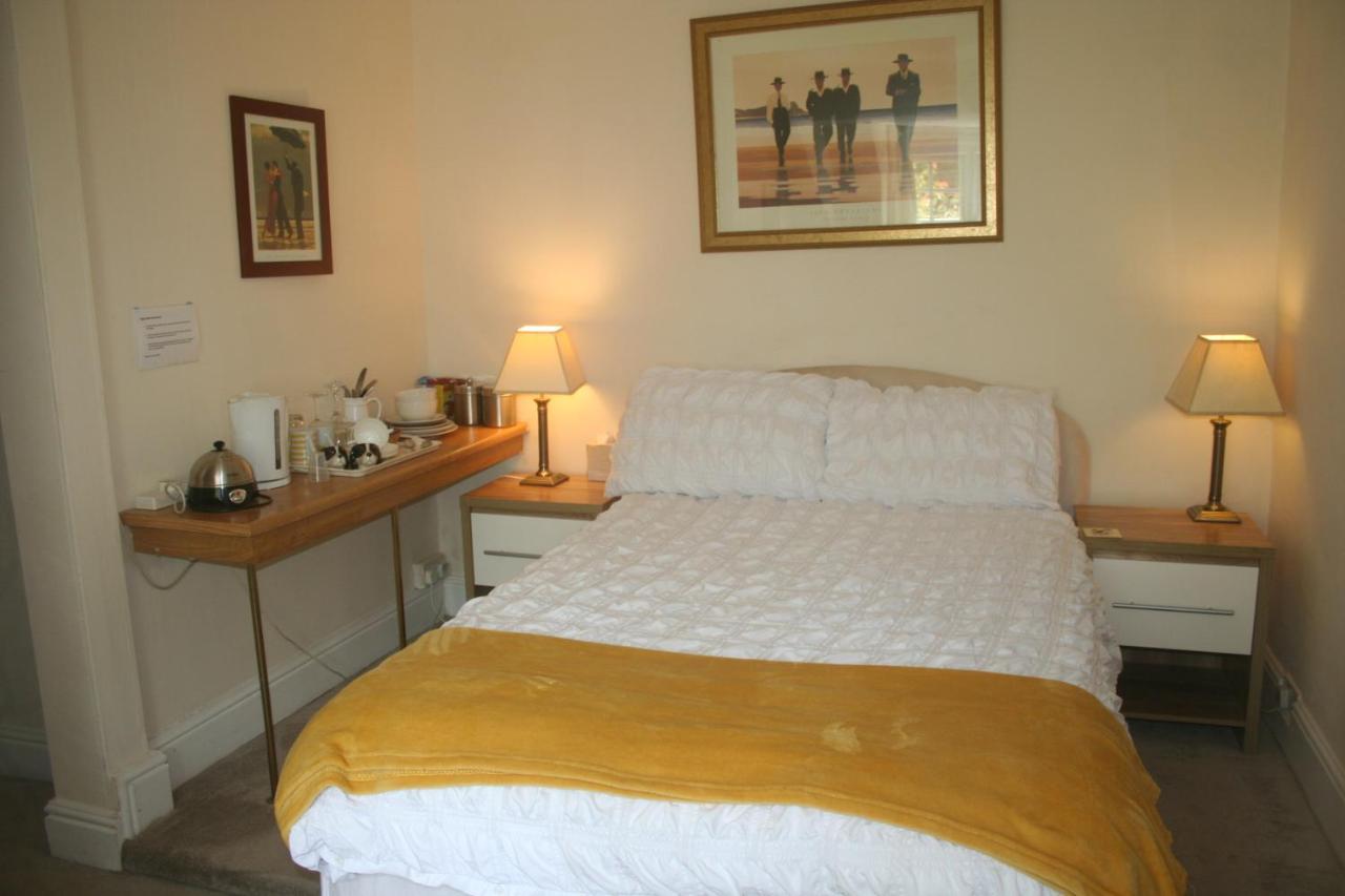Coynant Farm Guesthouse - Farm Park Stay سوانسي المظهر الخارجي الصورة