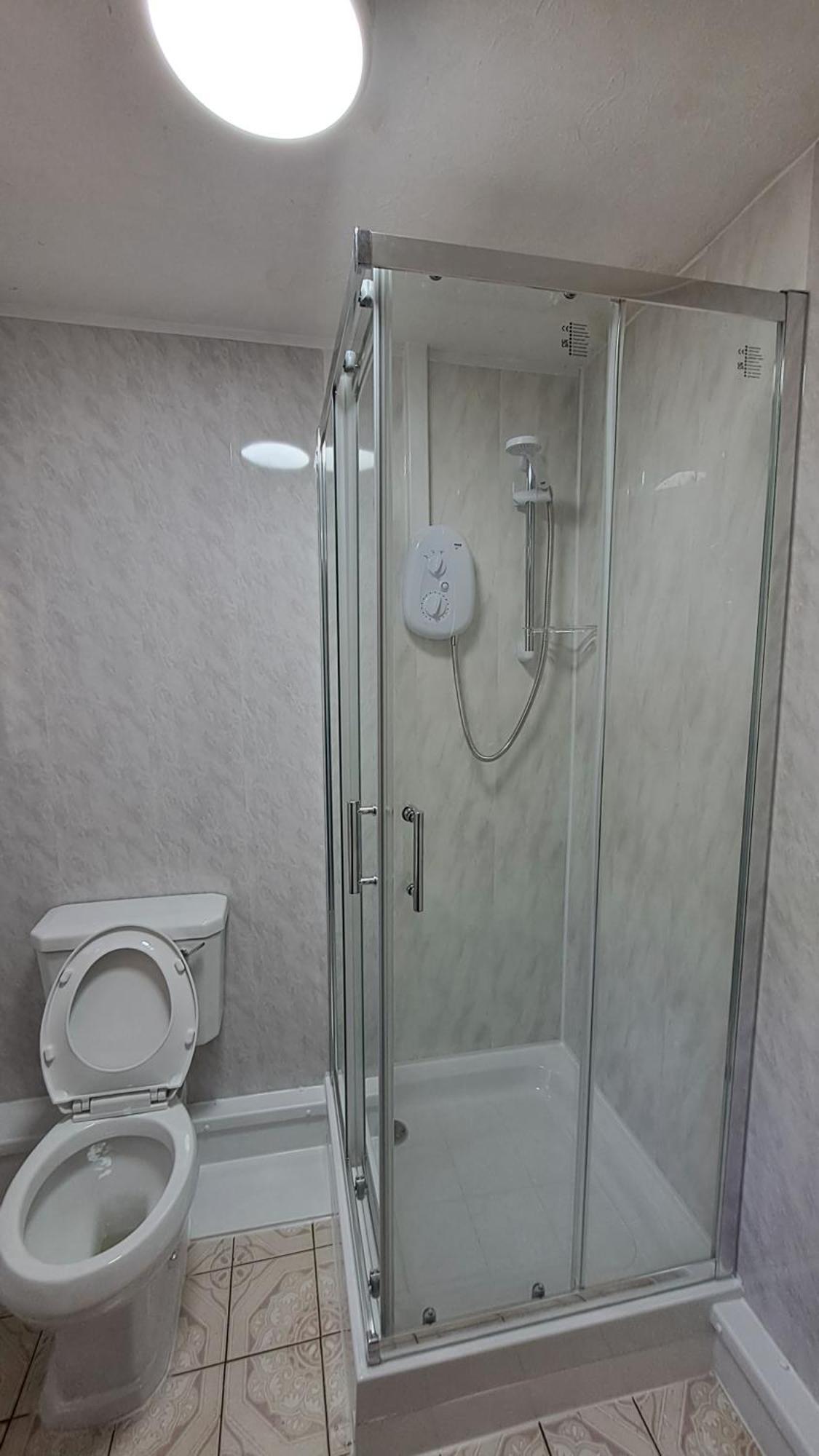 Coynant Farm Guesthouse - Farm Park Stay سوانسي الغرفة الصورة