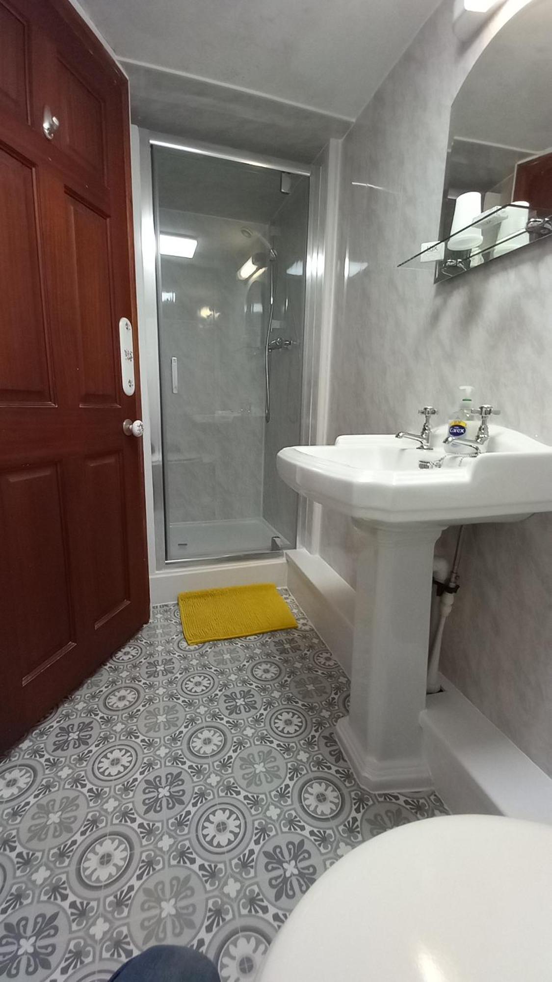 Coynant Farm Guesthouse - Farm Park Stay سوانسي المظهر الخارجي الصورة